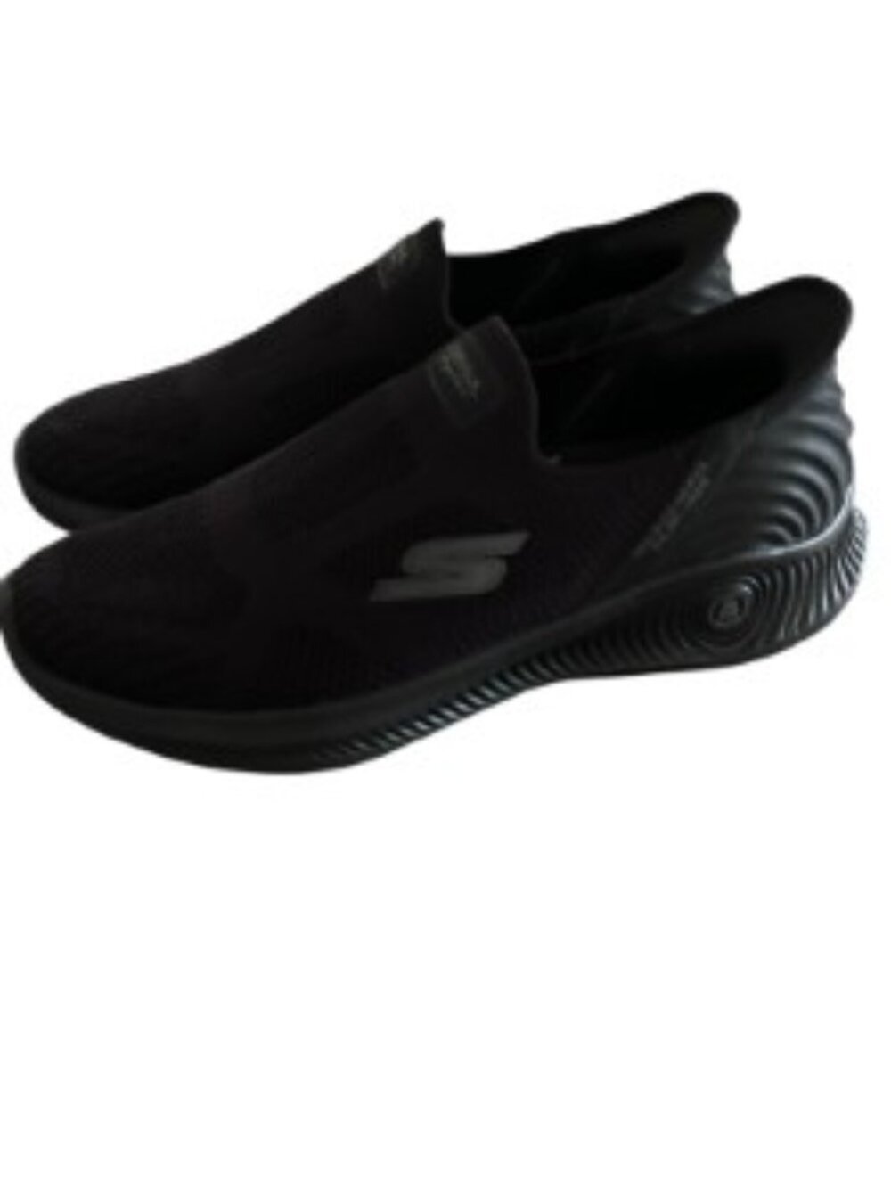 Skechers Go Walk Anywhere Slip On Sneakers 7.5